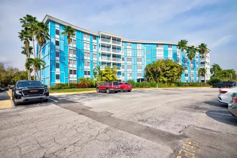 3315 58th Avenue S St Petersburg FL 33712