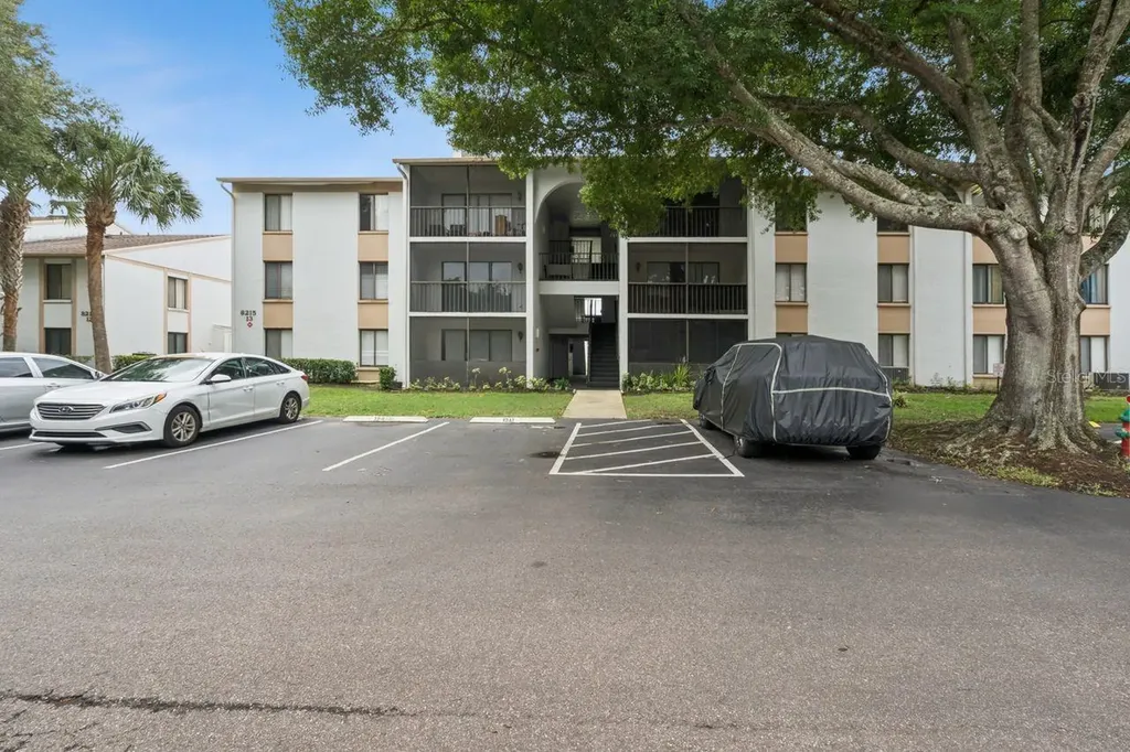 8215 Sun Spring Circle Orlando FL 32825