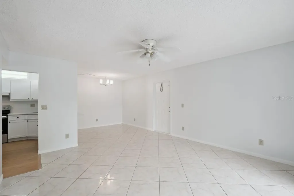 8215 Sun Spring Circle Orlando FL 32825