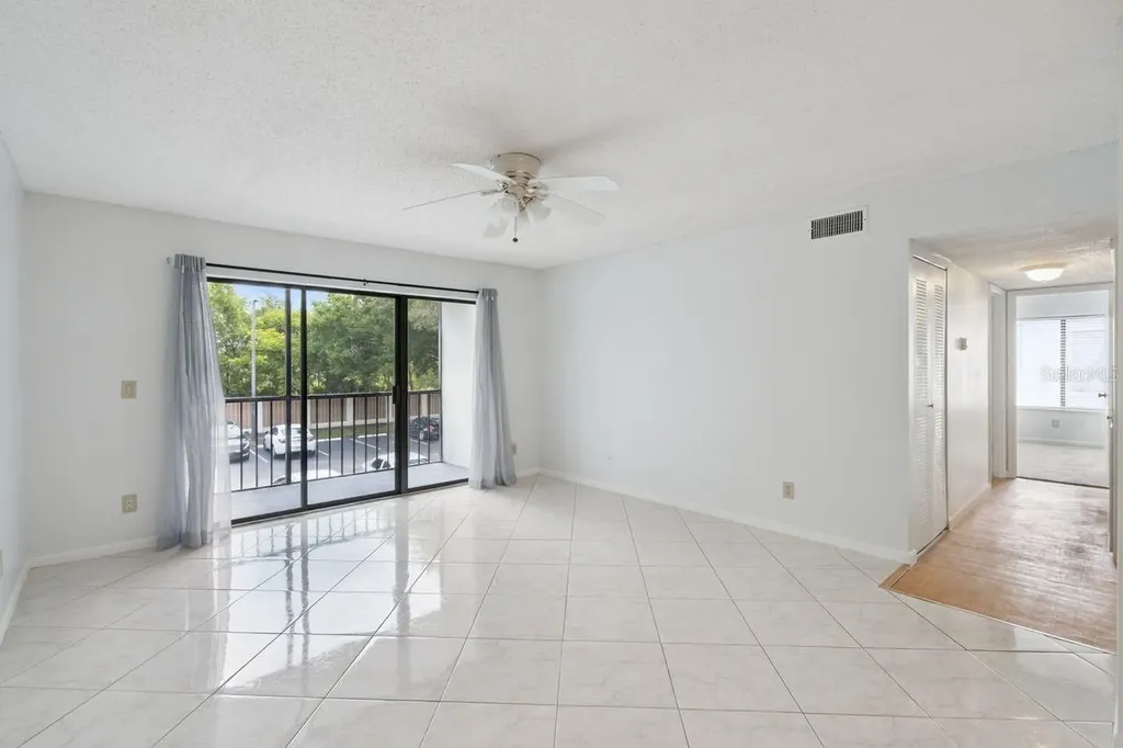 8215 Sun Spring Circle Orlando FL 32825