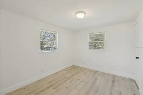 2111 E Ellicott Street Tampa FL 33610