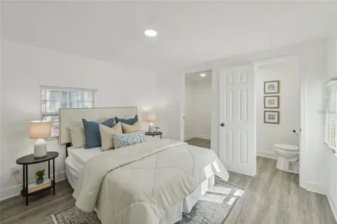2111 E Ellicott Street Tampa FL 33610