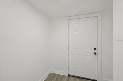 2111 E Ellicott Street Tampa FL 33610