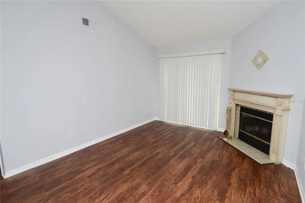10263 Gandy Boulevard N St Petersburg FL 33702