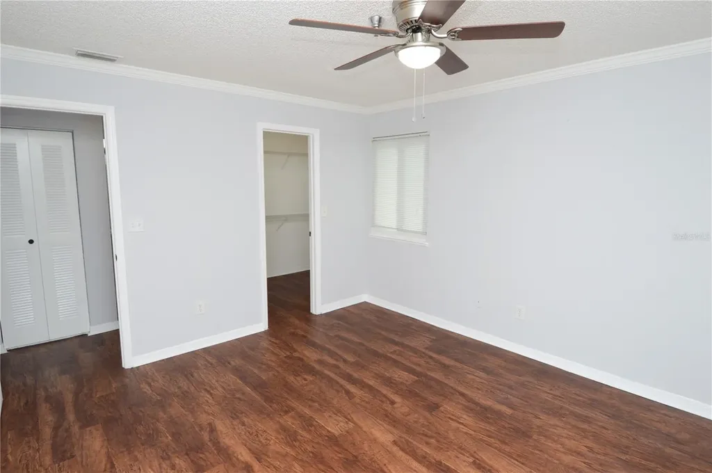 10263 Gandy Boulevard N St Petersburg FL 33702