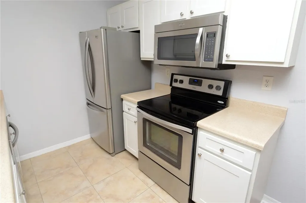 10263 Gandy Boulevard N St Petersburg FL 33702