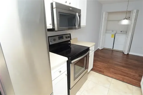 10263 Gandy Boulevard N St Petersburg FL 33702