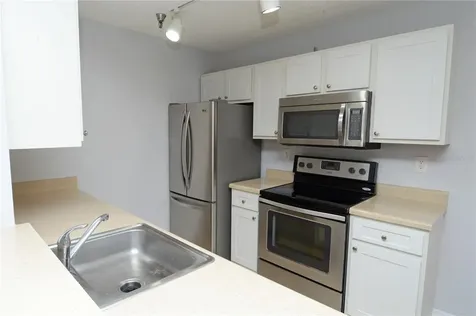 10263 Gandy Boulevard N St Petersburg FL 33702