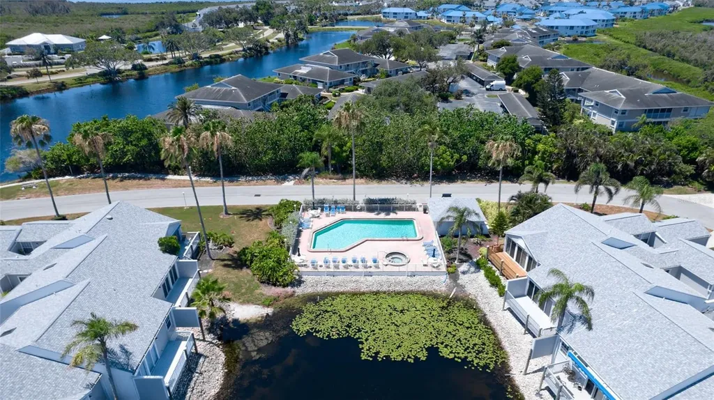 506 Woodstork Circle Bradenton FL 34209