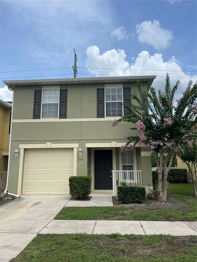 636 Cresting Oak Circle Orlando FL 32824