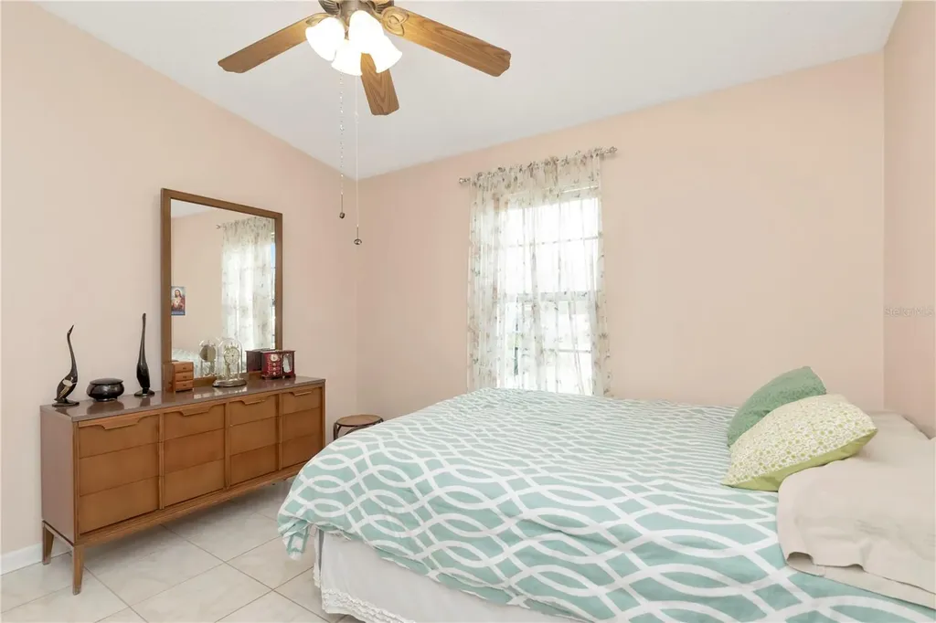3909 Carroll Cypress Court Tampa FL 33614