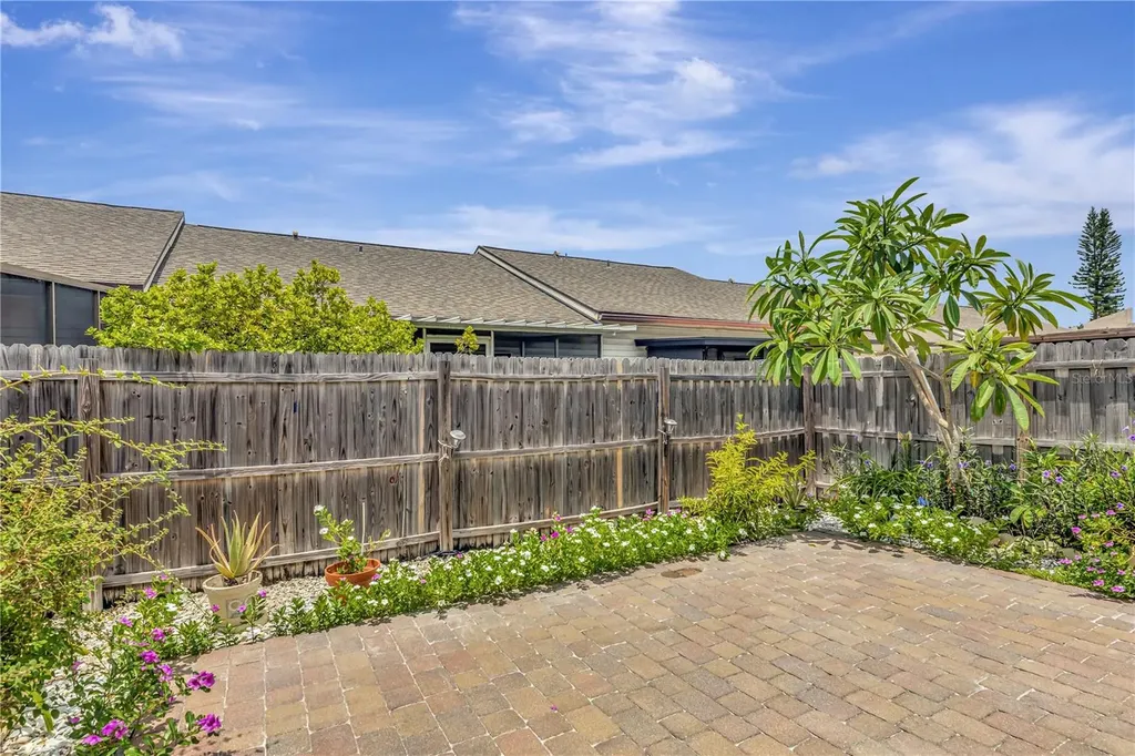 3909 Carroll Cypress Court Tampa FL 33614