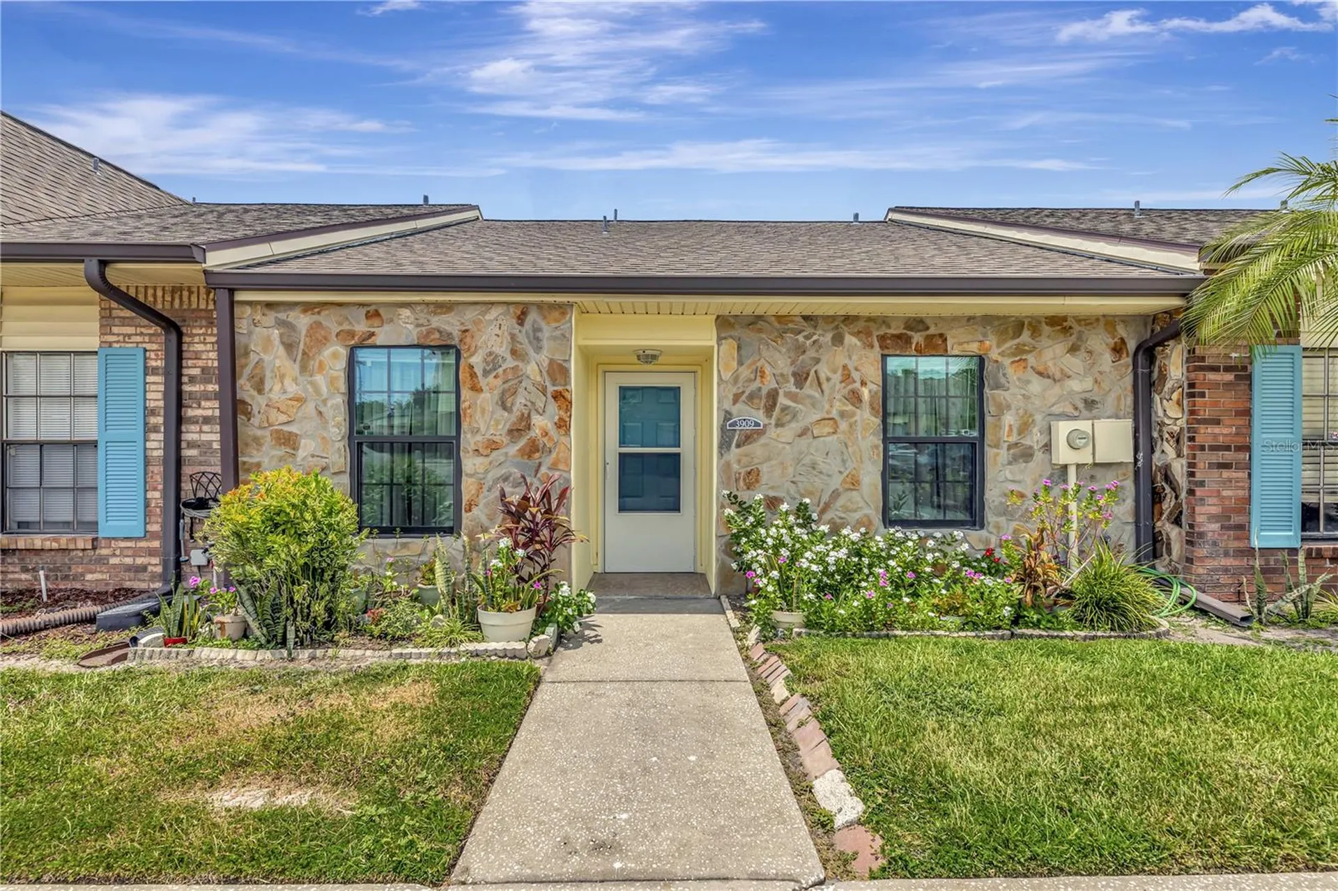 3909 Carroll Cypress Court Tampa FL 33614