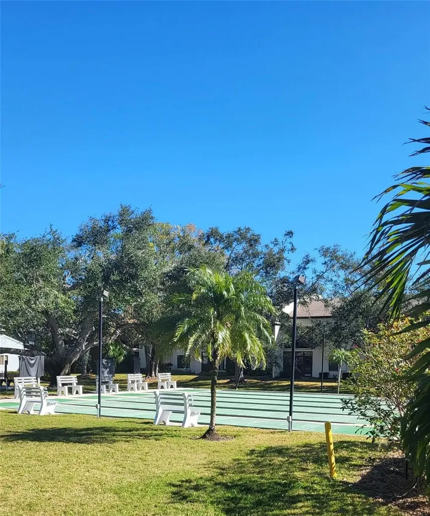 7301 29th Avenue Dr W Bradenton FL 34209