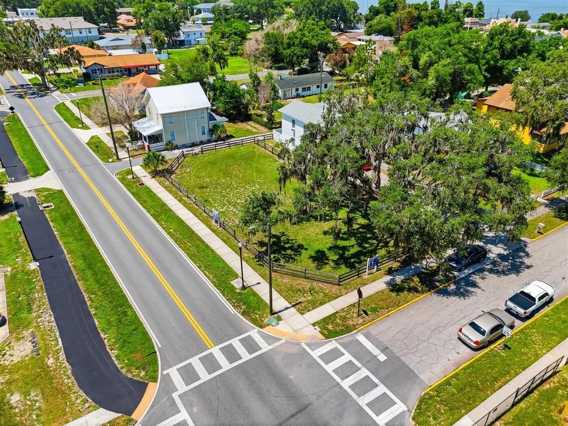 702 Avenue A Winter Haven FL 33880