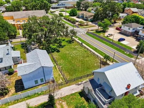 702 Avenue A Winter Haven FL 33880