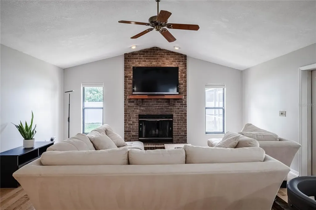 1749 Lady Bowers Trail Lakeland FL 33809