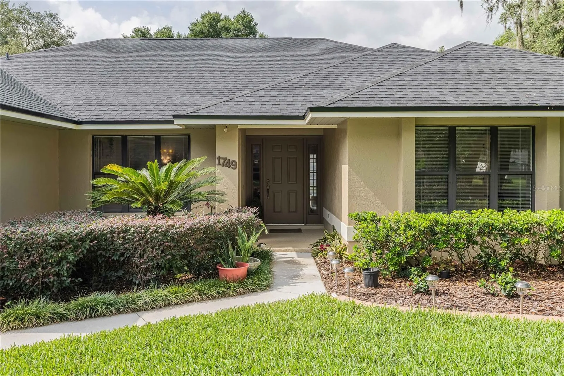 1749 Lady Bowers Trail Lakeland FL 33809
