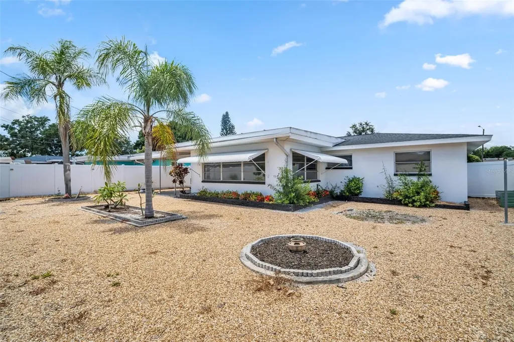 2301 Whitman Street Clearwater FL 33765