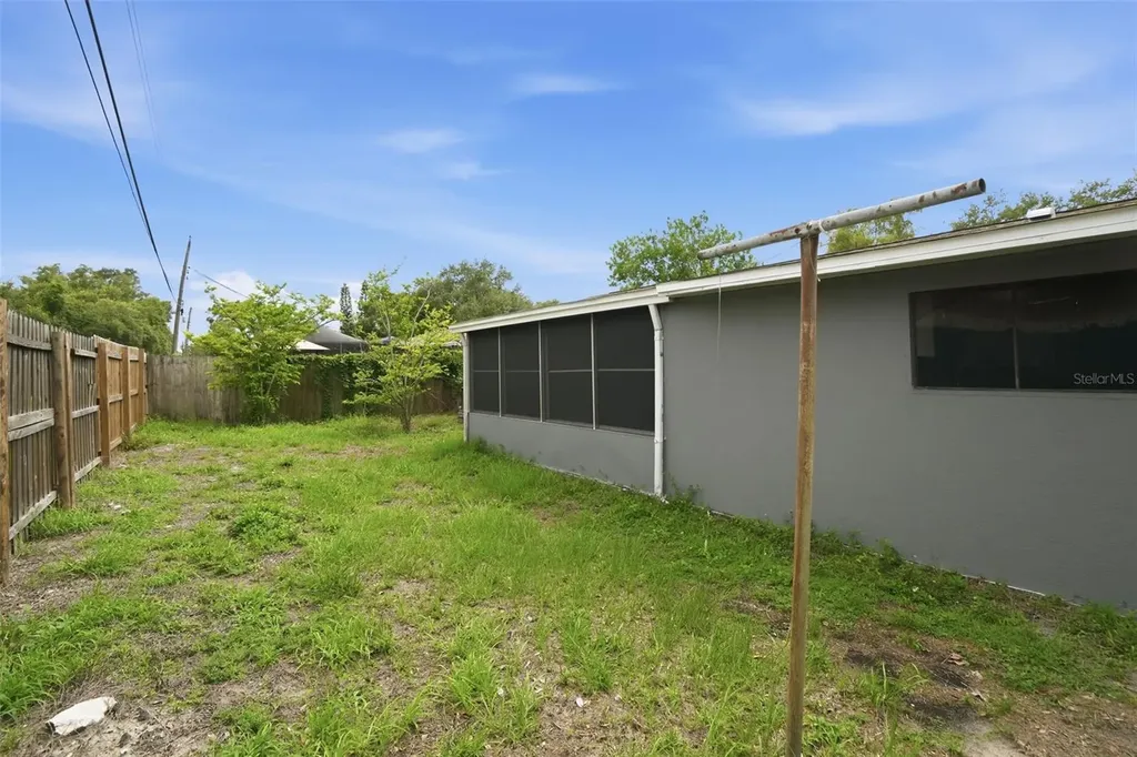 8855 53rd Way N Pinellas Park FL 33782