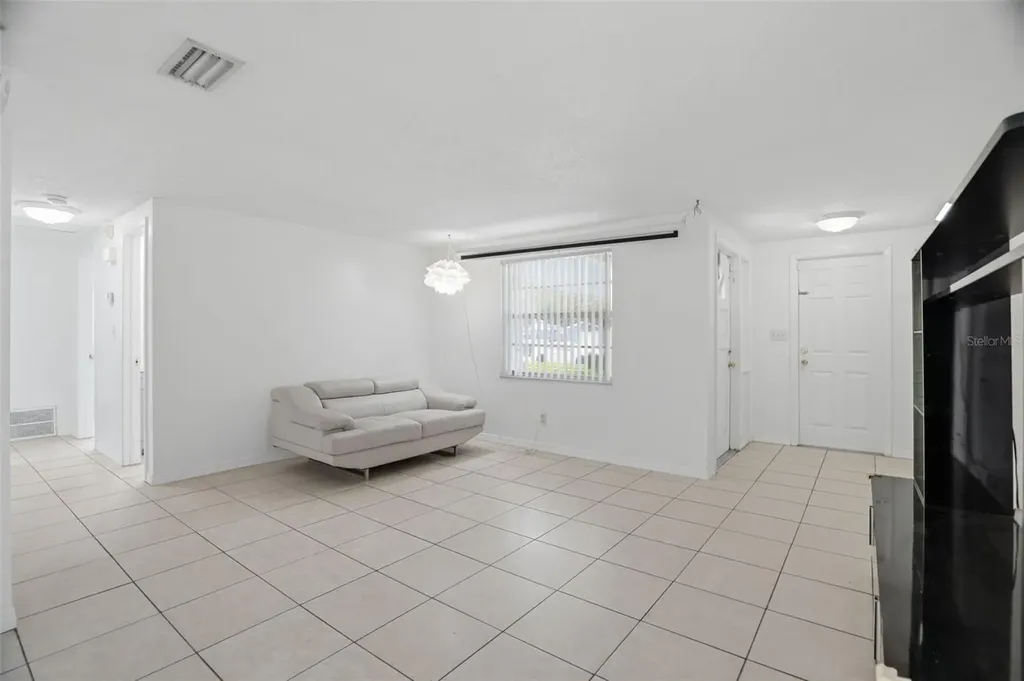 8855 53rd Way N Pinellas Park FL 33782