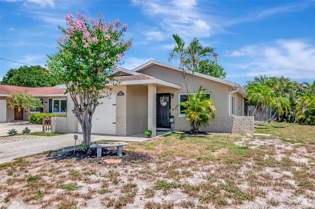 7001 70th Avenue N Pinellas Park FL 33781