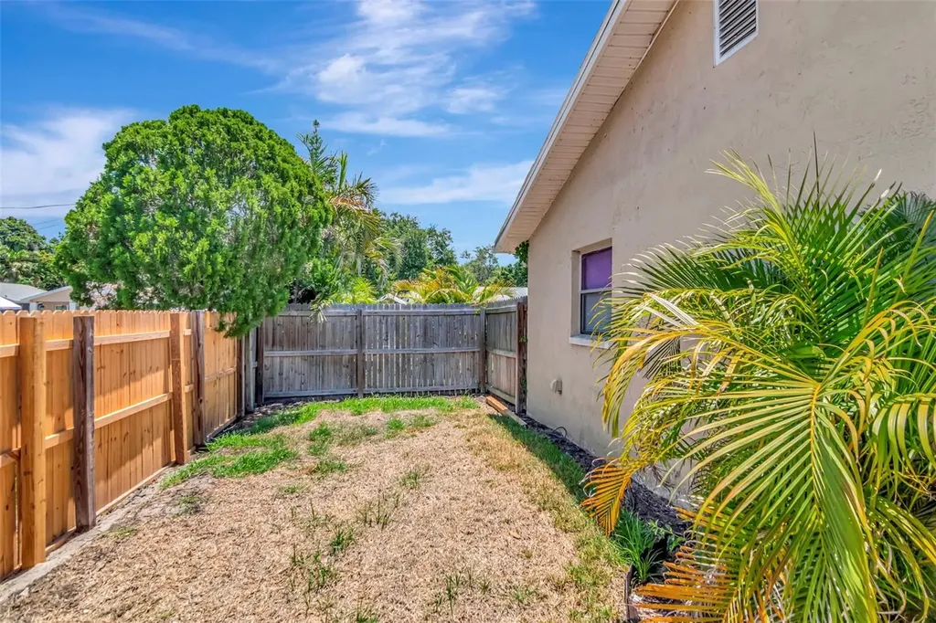 7001 70th Avenue N Pinellas Park FL 33781