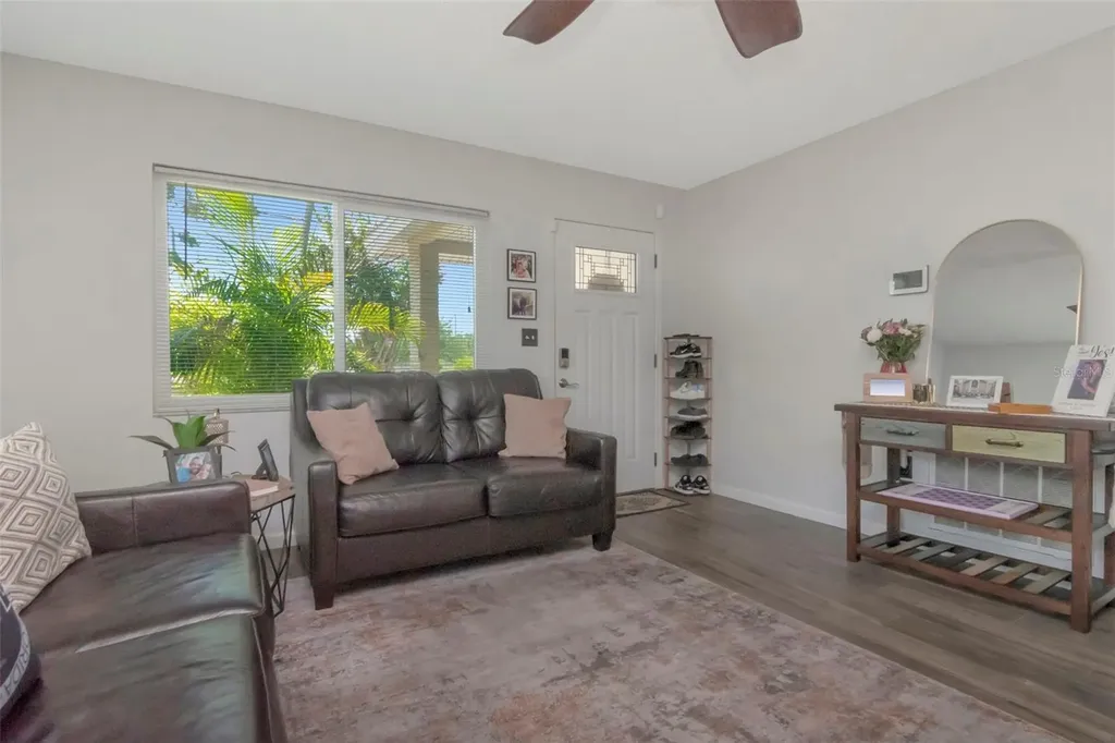 7001 70th Avenue N Pinellas Park FL 33781