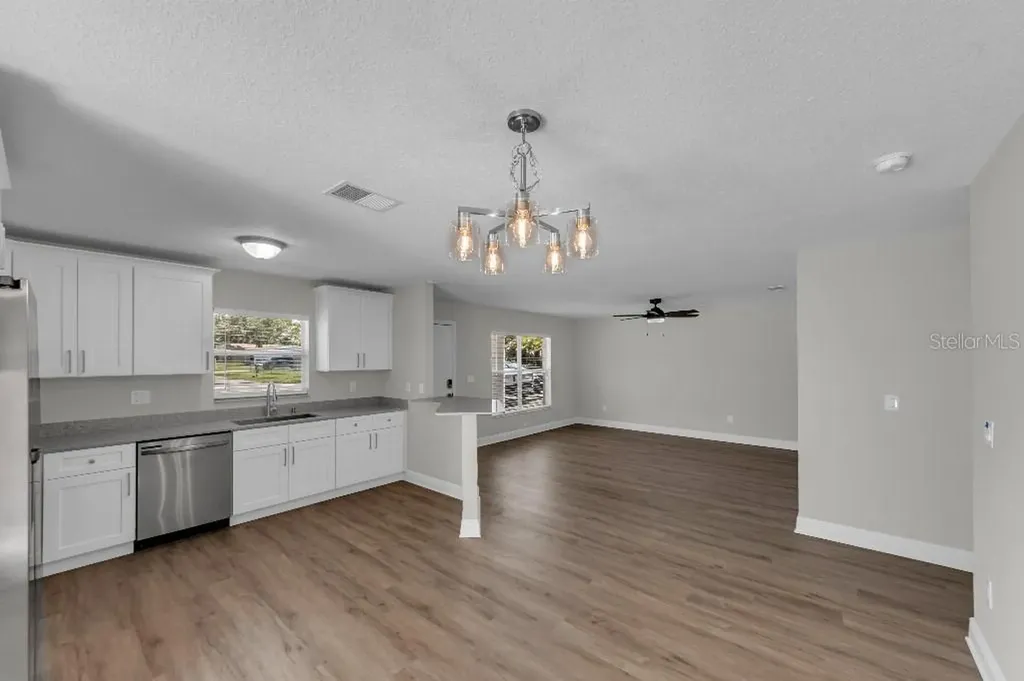 3821 E Norfolk Street Tampa FL 33604