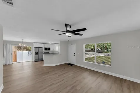 3821 E Norfolk Street Tampa FL 33604