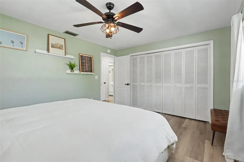 2061 Fair Oak Drive Clearwater FL 33763