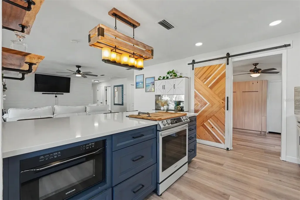 2061 Fair Oak Drive Clearwater FL 33763