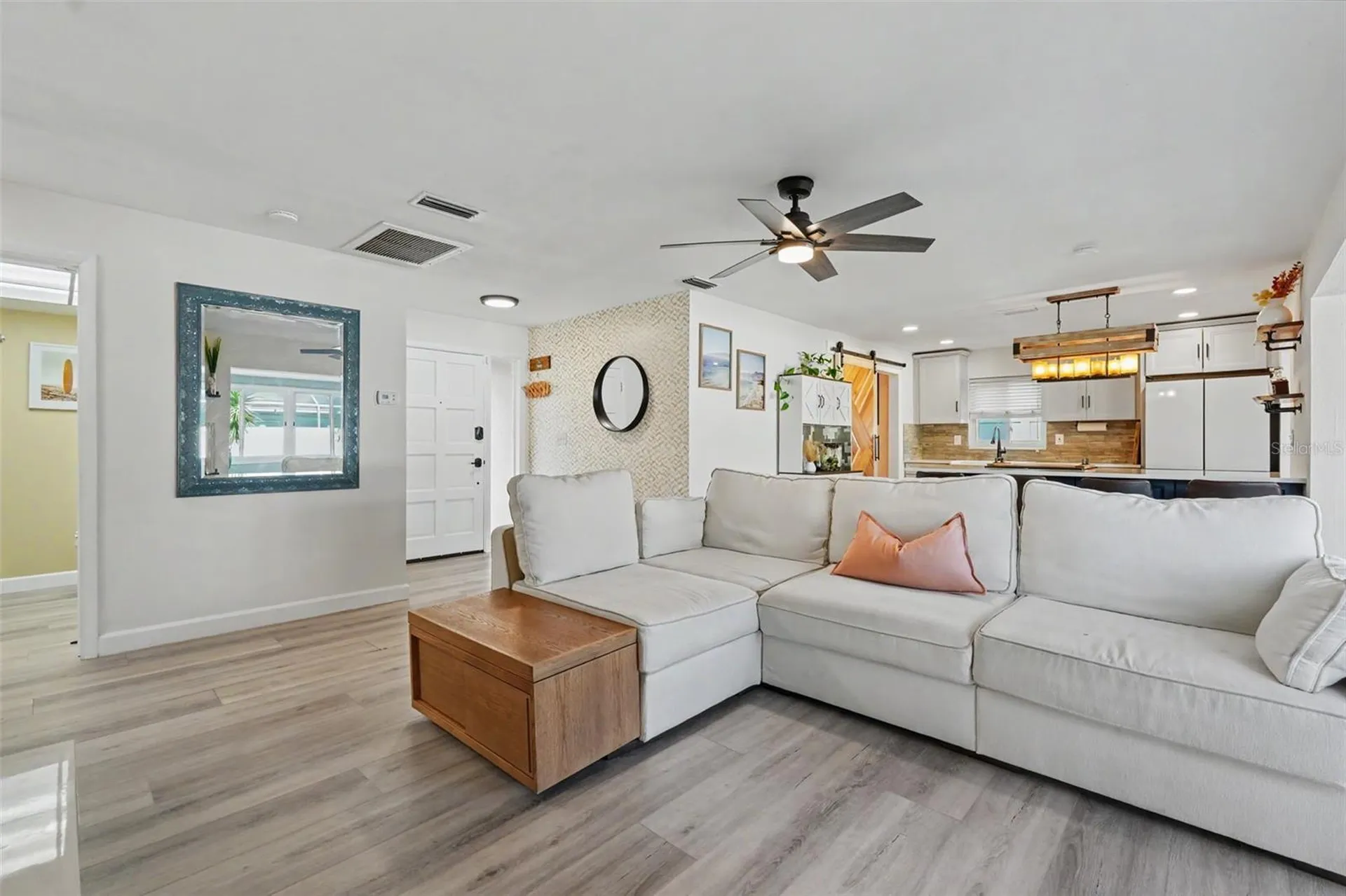 2061 Fair Oak Drive Clearwater FL 33763