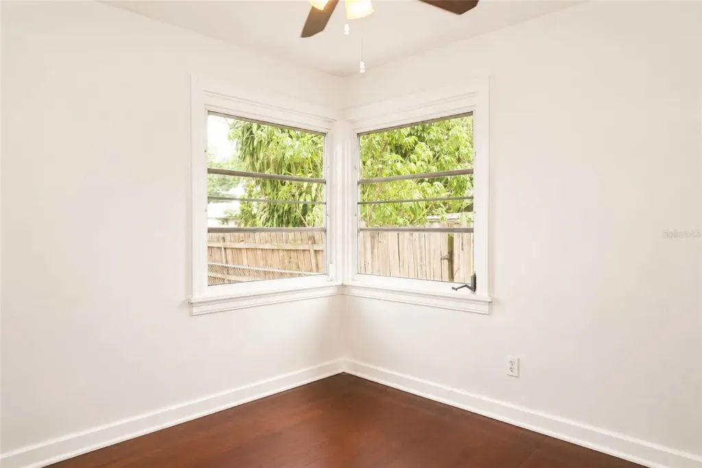 3725 18th Street N St Petersburg FL 33713