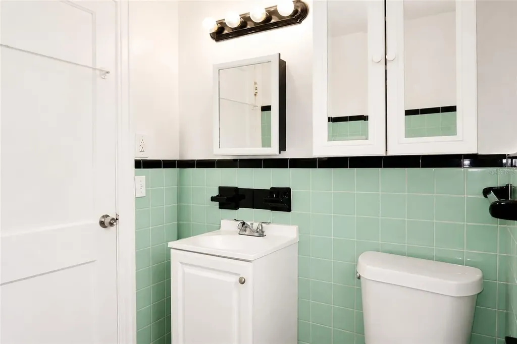 3725 18th Street N St Petersburg FL 33713