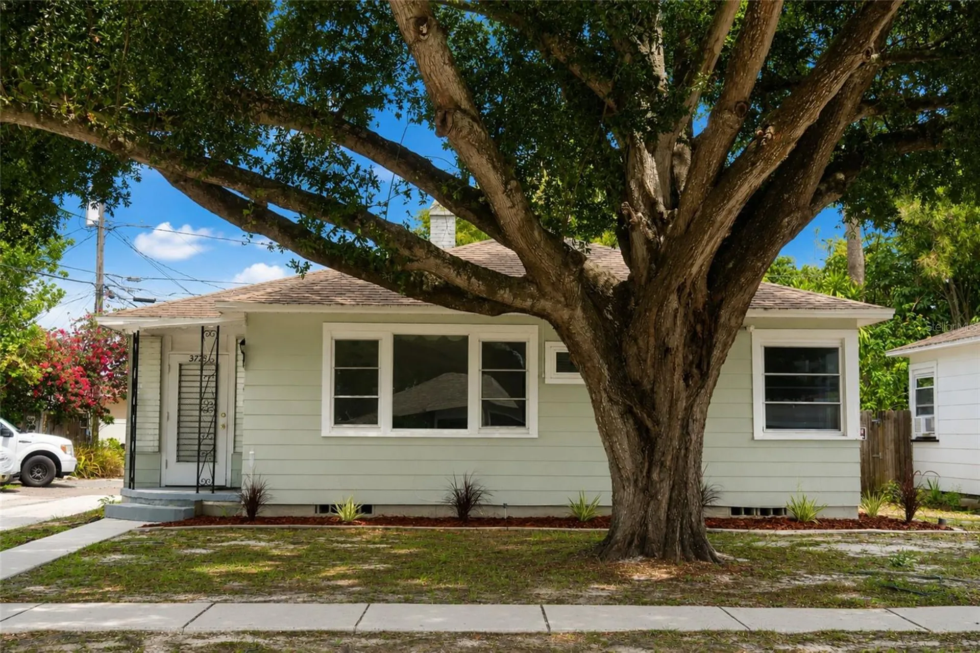 3725 18th Street N St Petersburg FL 33713