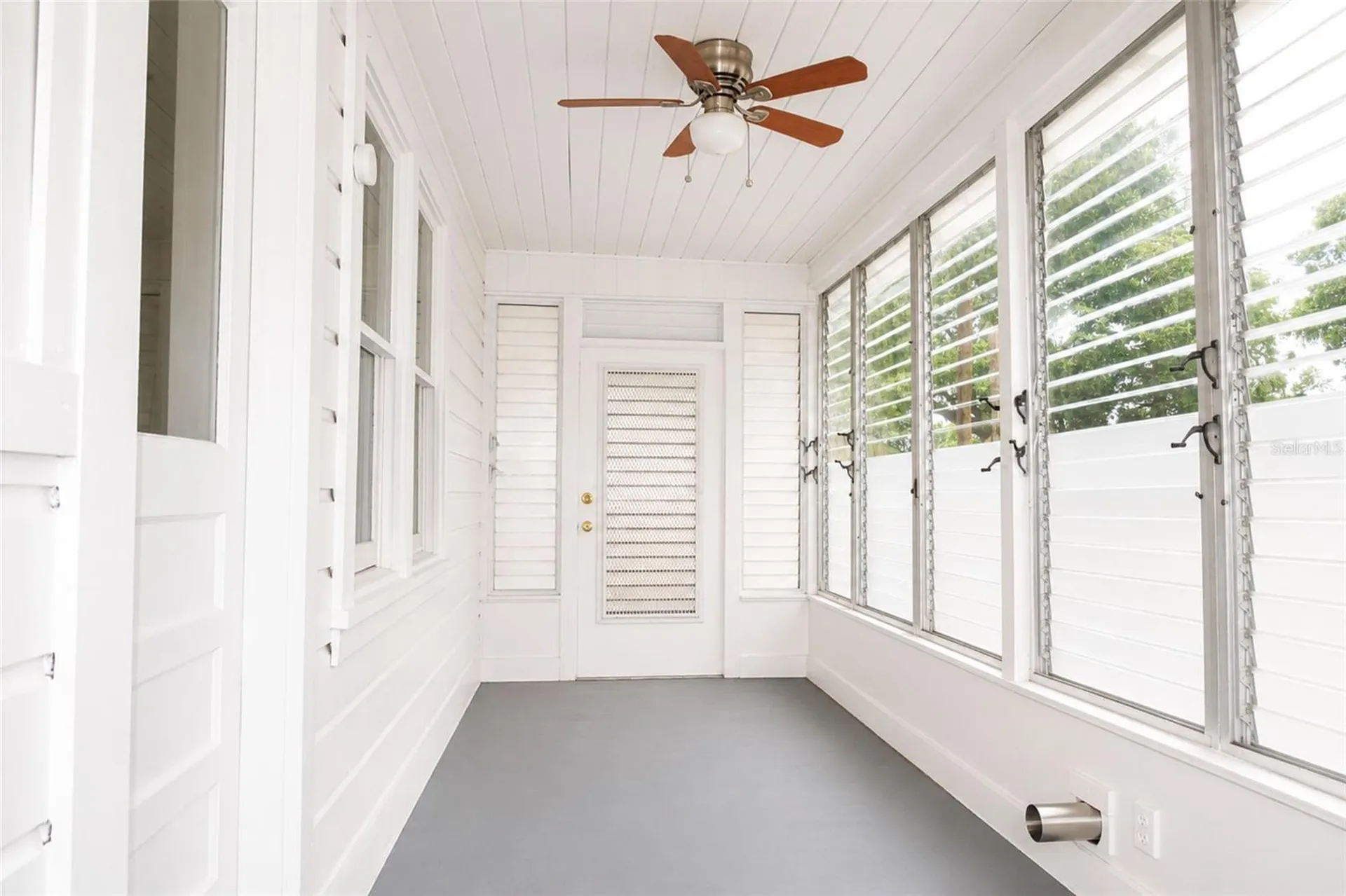 3725 18th Street N St Petersburg FL 33713