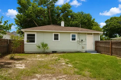 3725 18th Street N St Petersburg FL 33713