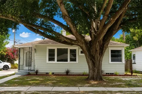 3725 18th Street N St Petersburg FL 33713