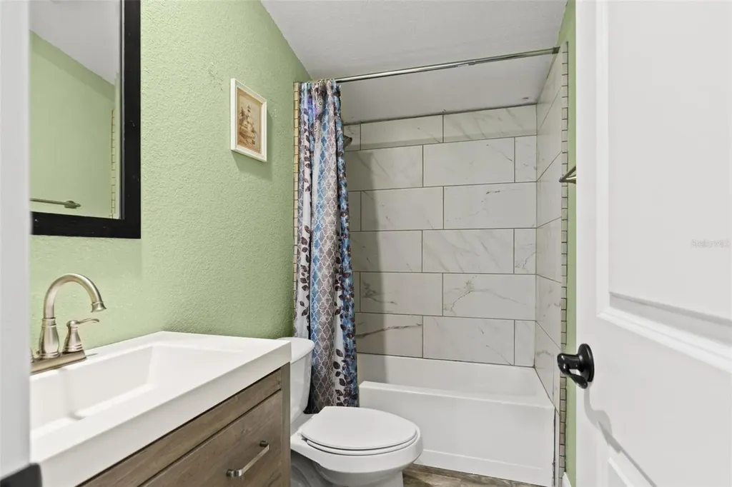 7876 Ridge Road Weeki Wachee FL 34613