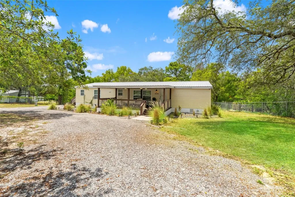 7876 Ridge Road Weeki Wachee FL 34613