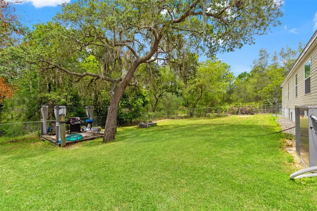 7876 Ridge Road Weeki Wachee FL 34613