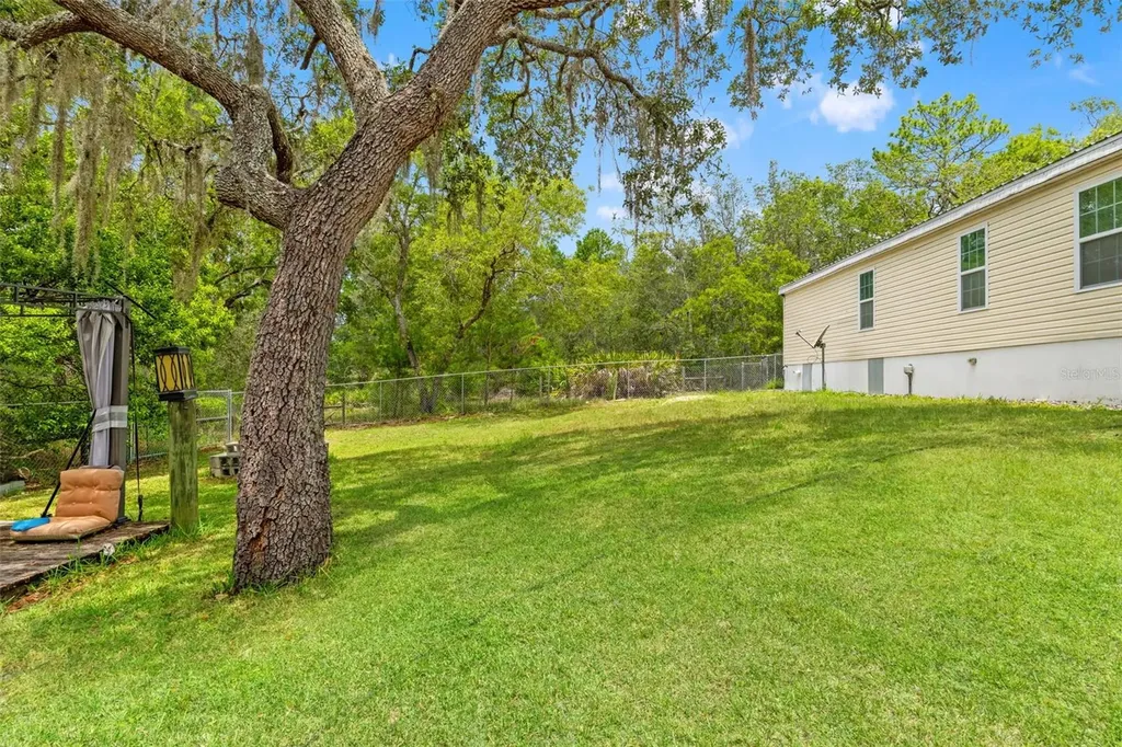 7876 Ridge Road Weeki Wachee FL 34613