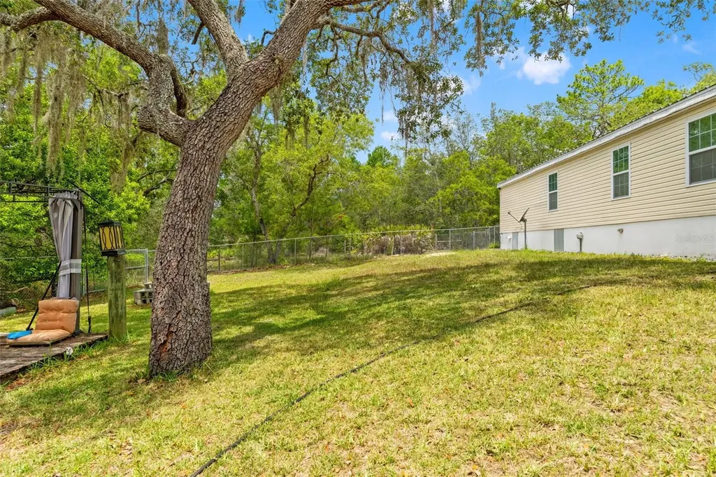 7876 Ridge Road Weeki Wachee FL 34613