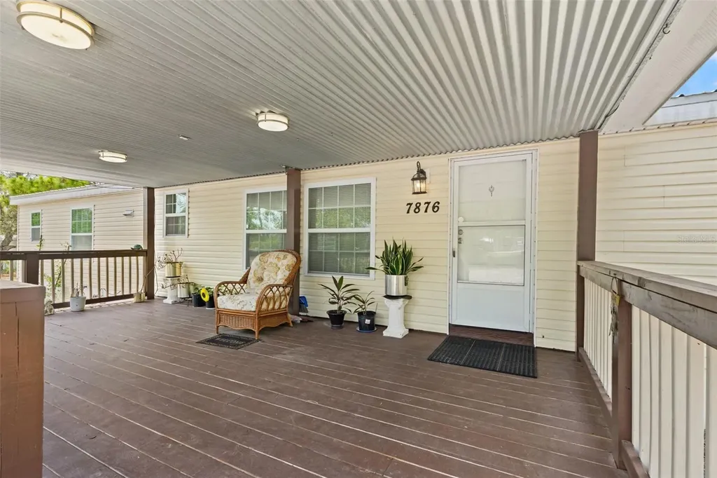 7876 Ridge Road Weeki Wachee FL 34613