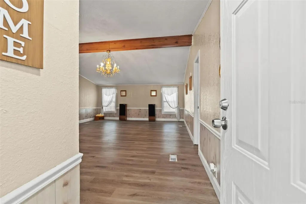 7876 Ridge Road Weeki Wachee FL 34613