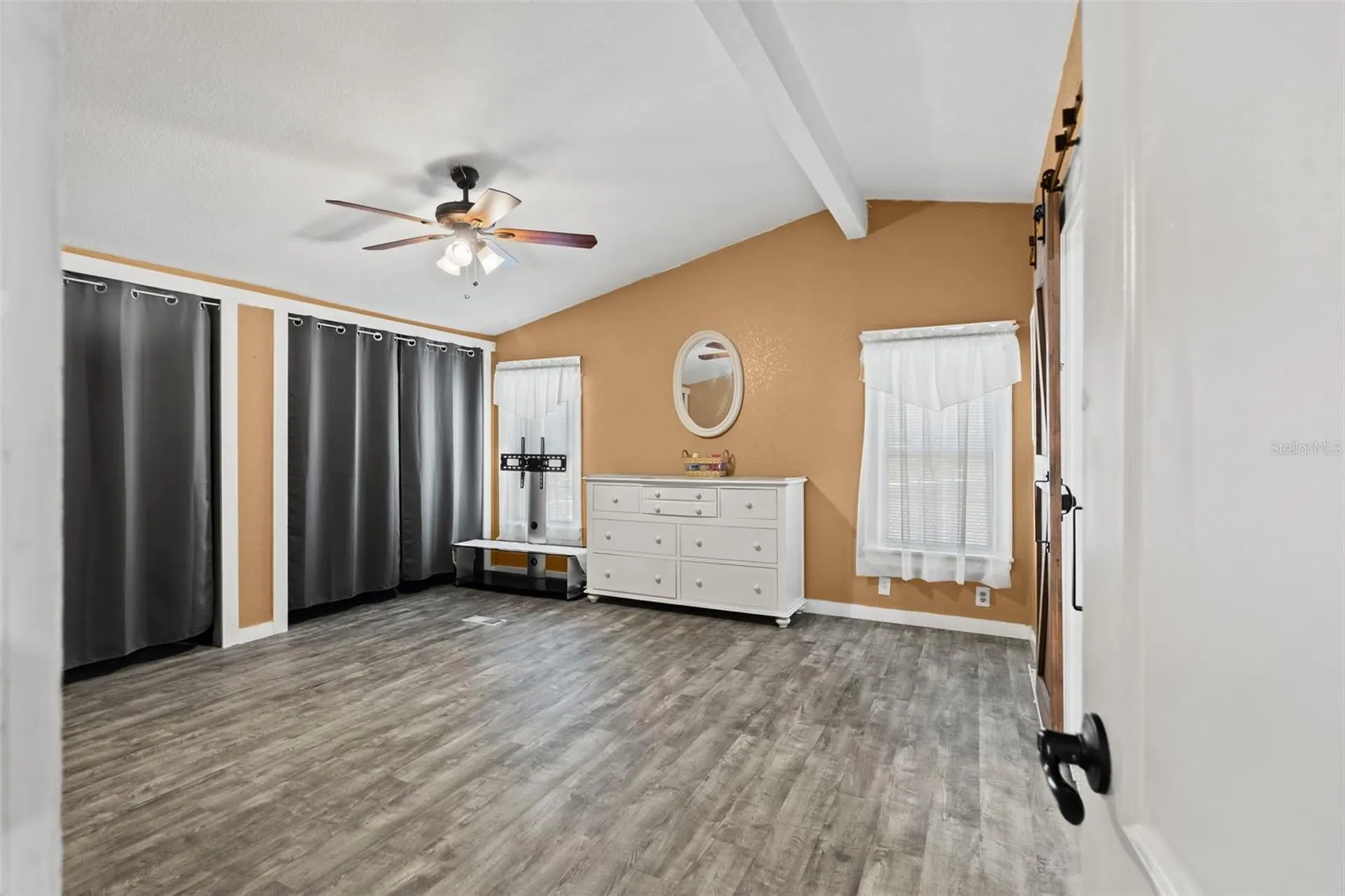 7876 Ridge Road Weeki Wachee FL 34613
