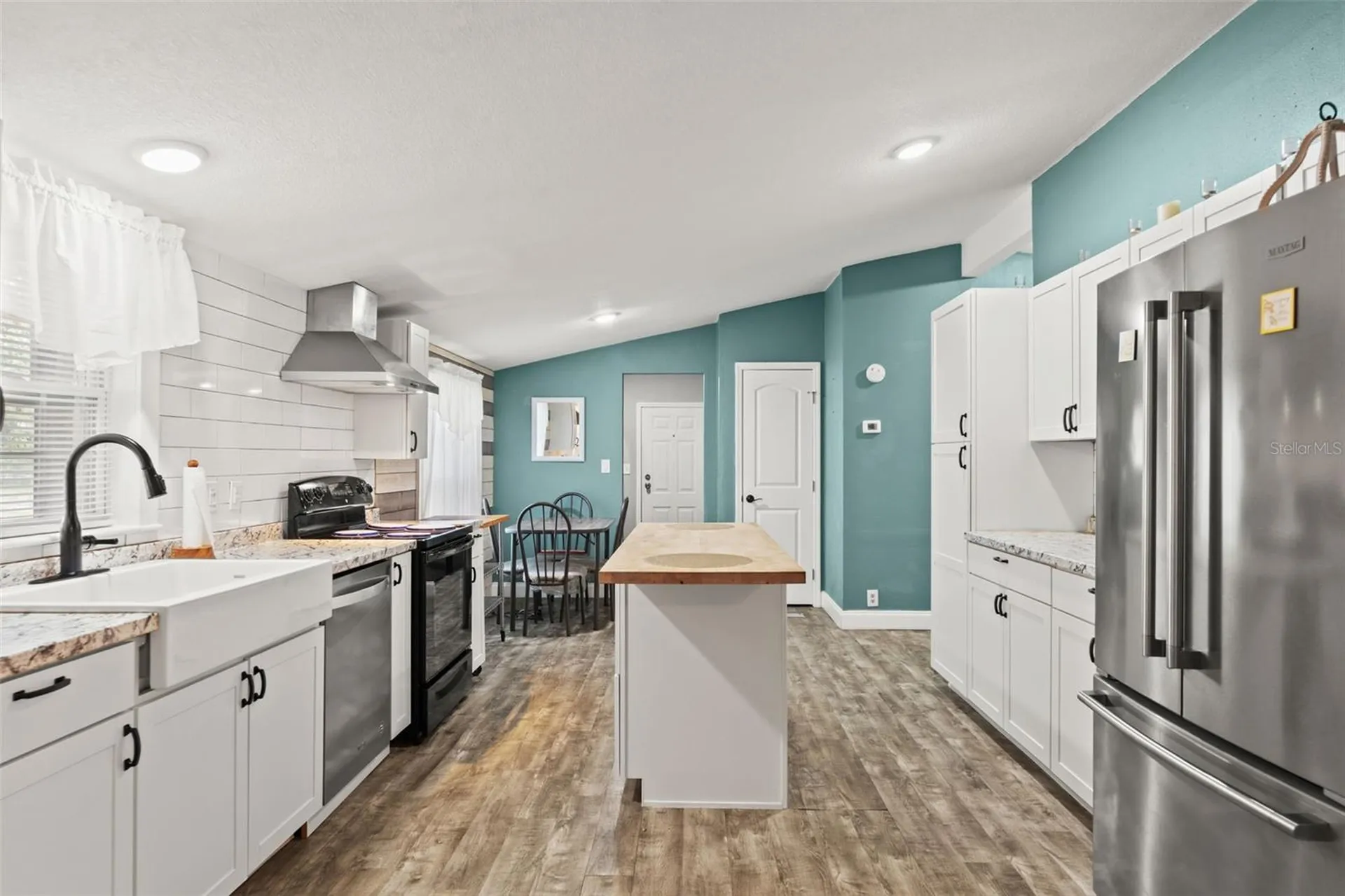 7876 Ridge Road Weeki Wachee FL 34613