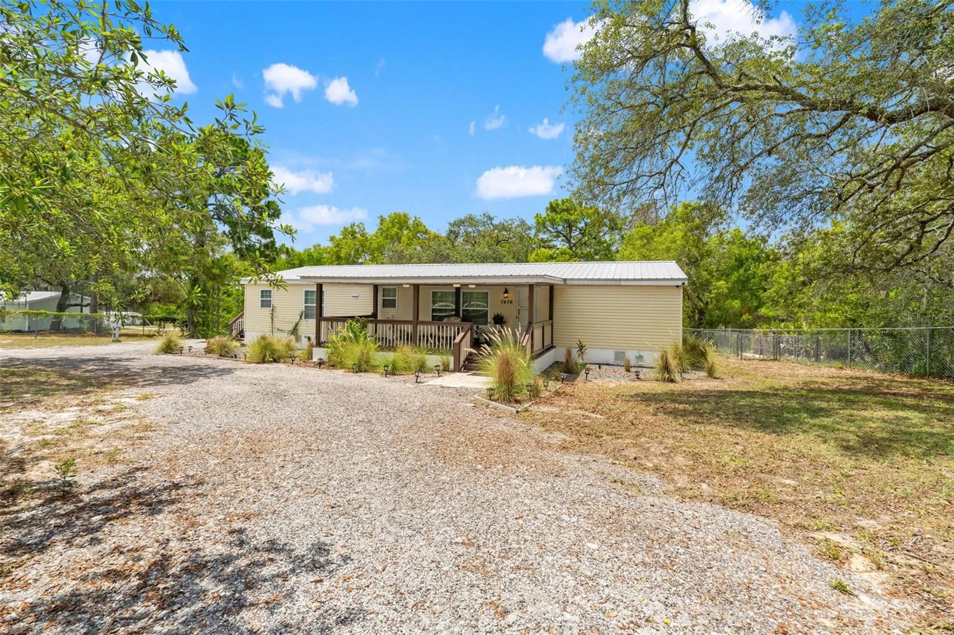 7876 Ridge Road Weeki Wachee FL 34613