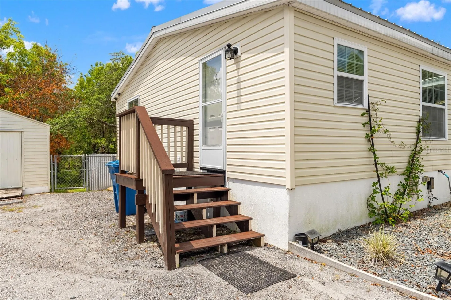 7876 Ridge Road Weeki Wachee FL 34613